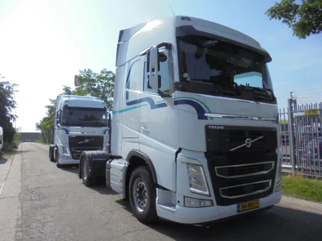 Volvo FH 420 NL TRUCK - יחידת טרקטור: תמונה 3 Volvo FH 420 NL TRUCK - יחידת טרקטור: תמונה 3