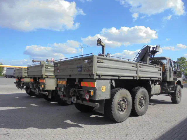 Volvo N 10 6X6 L + FASSI 3X IN STOCK - משאית צד נופל/ שטוחה, משאית מנוף: תמונה 4 Volvo N 10 6X6 L + FASSI 3X IN STOCK - משאית צד נופל/ שטוחה, משאית מנוף: תמונה 4