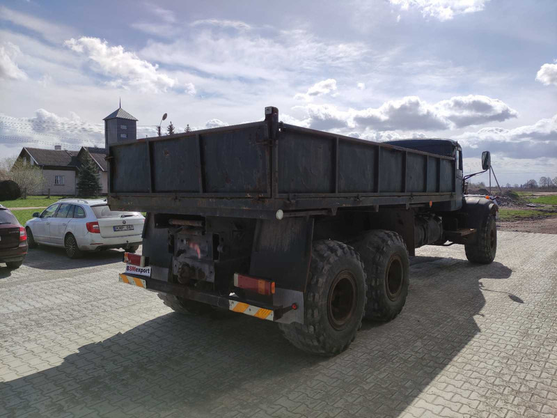 KRAZ 255 B 6x6 flatbed truck - משאית צד נופל/ שטוחה: תמונה 4 KRAZ 255 B 6x6 flatbed truck - משאית צד נופל/ שטוחה: תמונה 4