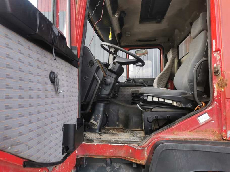 משאית צד נופל/ שטוחה, משאית מנוף MAN 25.422 flatbed truck: תמונה 17