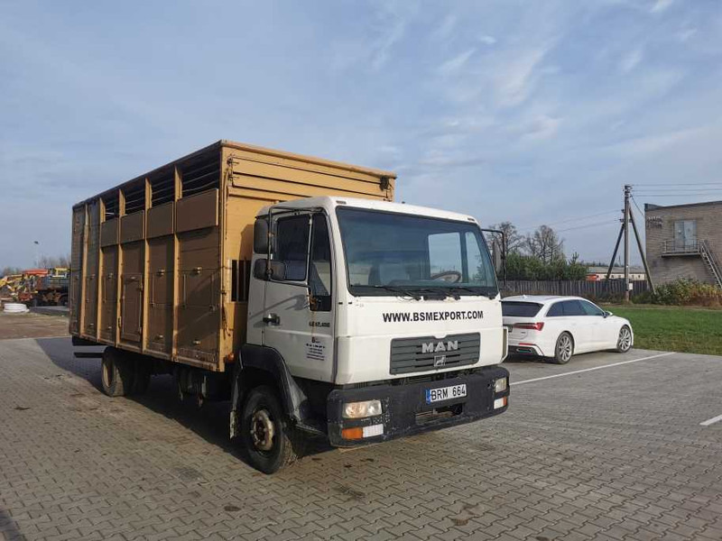 MAN LE 12.189 livestock truck - משאית להובלת בעלי חיים: תמונה 3 MAN LE 12.189 livestock truck - משאית להובלת בעלי חיים: תמונה 3