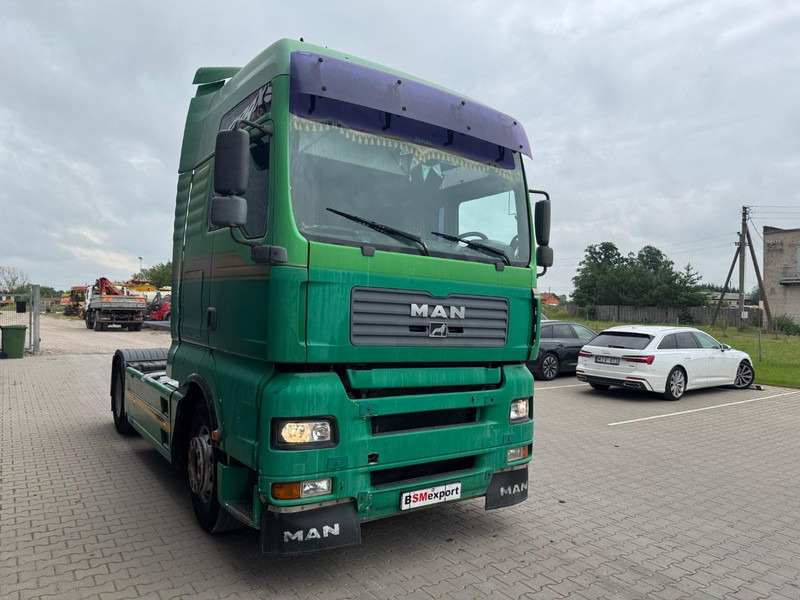 MAN TGA 18.463, manual pump, euro 3 - יחידת טרקטור: תמונה 2 MAN TGA 18.463, manual pump, euro 3 - יחידת טרקטור: תמונה 2