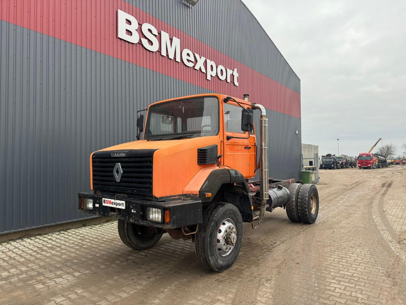 Renault C 260, 4x4 chassis - משאית עם שלדת תא: תמונה 1 Renault C 260, 4x4 chassis - משאית עם שלדת תא: תמונה 1