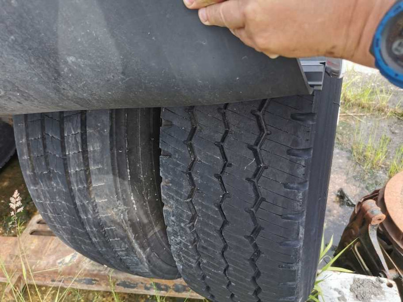 SAF spring suspension axle for trailer - צמיג עבור משאית: תמונה 3 SAF spring suspension axle for trailer - צמיג עבור משאית: תמונה 3