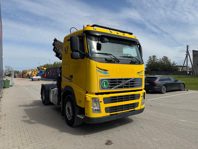 Volvo FH 12 +Hiab 220-5 + Remote control - יחידת טרקטור: תמונה 3 Volvo FH 12 +Hiab 220-5 + Remote control - יחידת טרקטור: תמונה 3