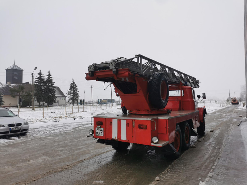 ZIL 131 ladder - משאית אש: תמונה 3 ZIL 131 ladder - משאית אש: תמונה 3