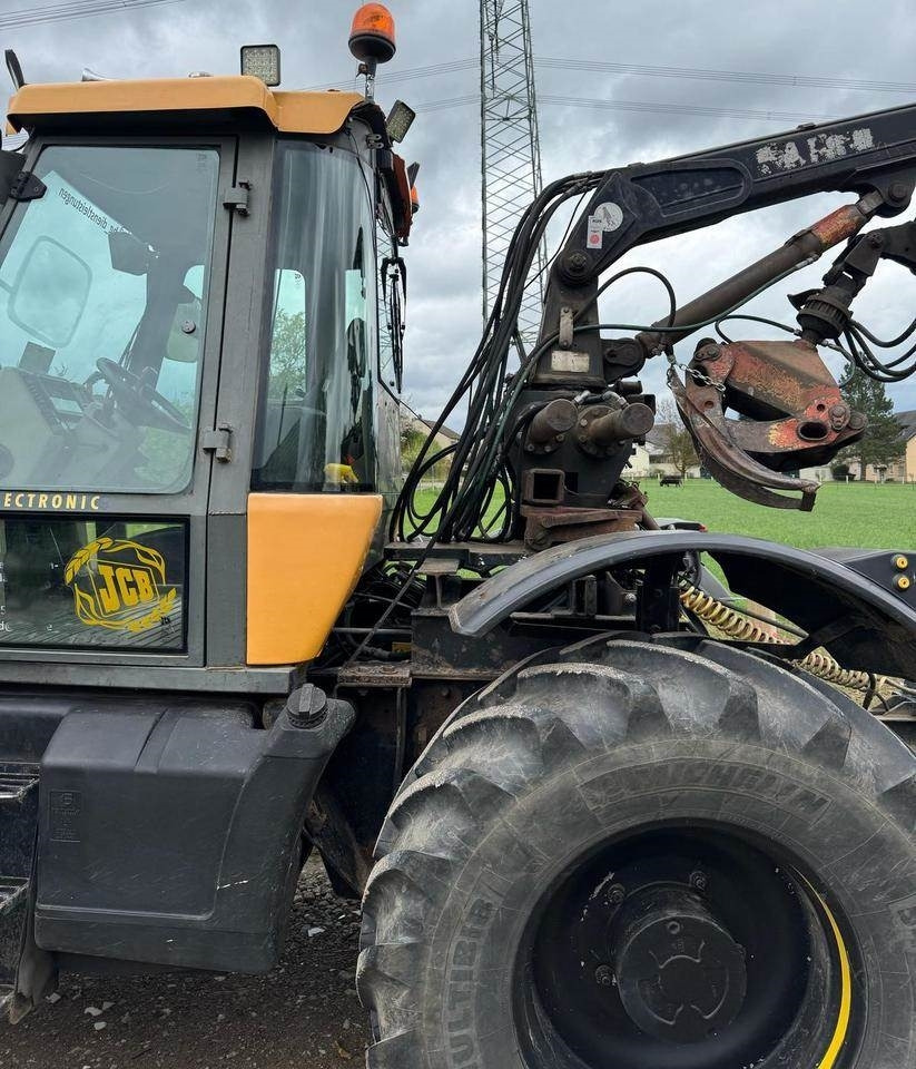 JCB Fastrac 1115 - טרקטור חקלאי: תמונה 5 JCB Fastrac 1115 - טרקטור חקלאי: תמונה 5