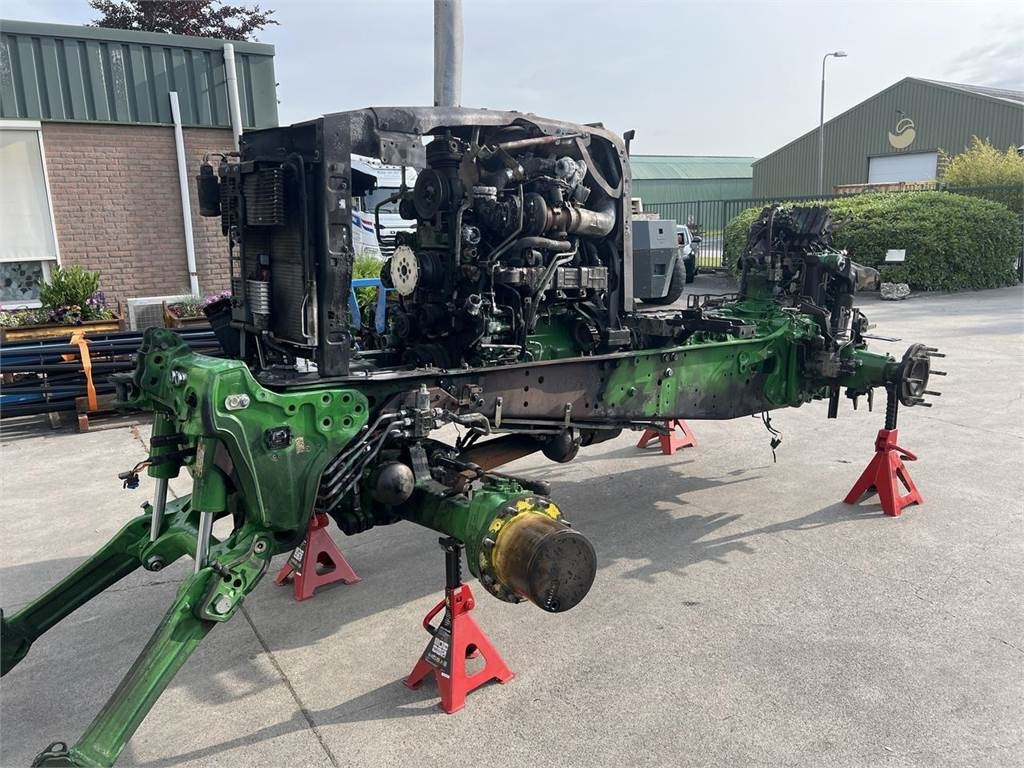 John Deere 6130r - טרקטור חקלאי: תמונה 1 John Deere 6130r - טרקטור חקלאי: תמונה 1