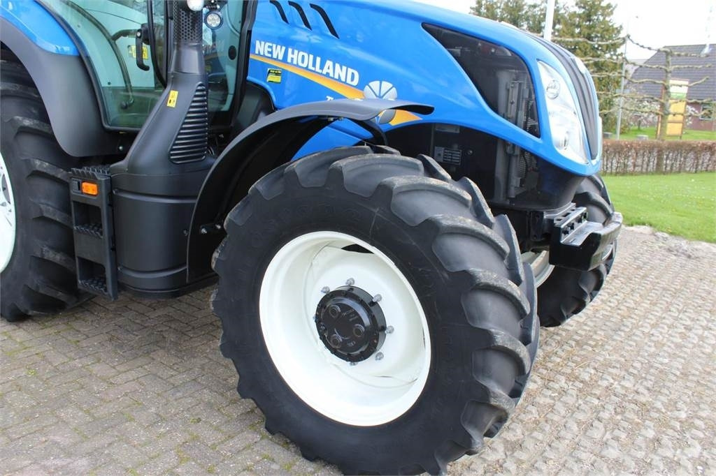New Holland T6.155 - טרקטור חקלאי: תמונה 4 New Holland T6.155 - טרקטור חקלאי: תמונה 4