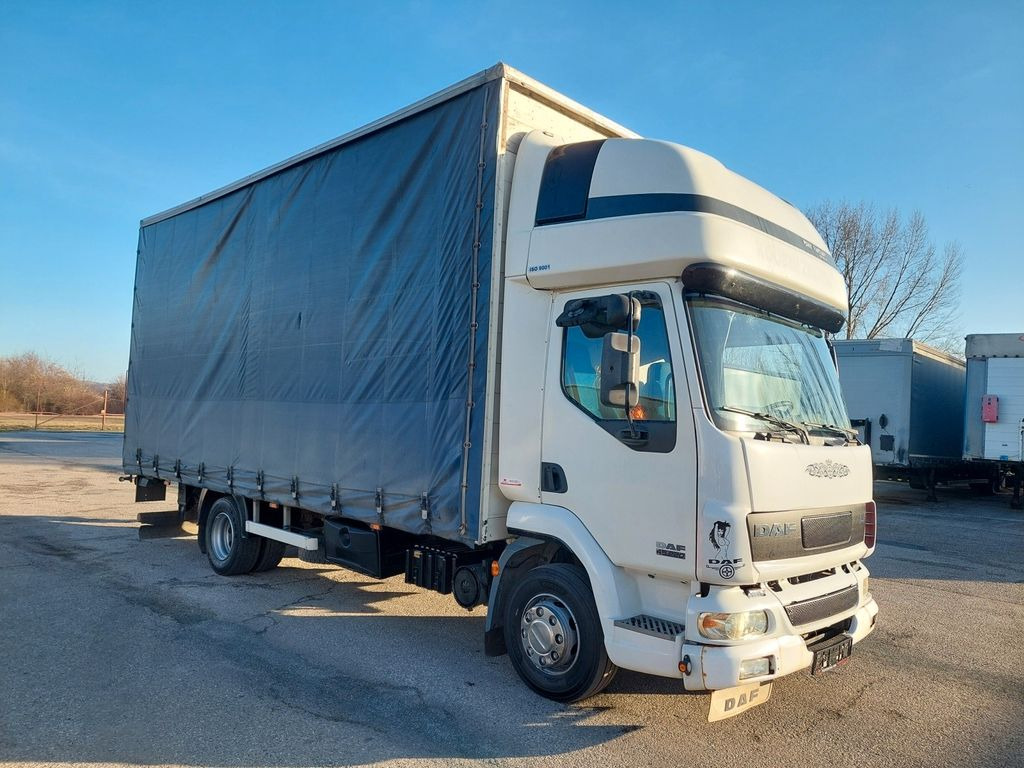 DAF FA LF 45.220 E12 4x2 - משאית וילונות צד: תמונה 2 DAF FA LF 45.220 E12 4x2 - משאית וילונות צד: תמונה 2