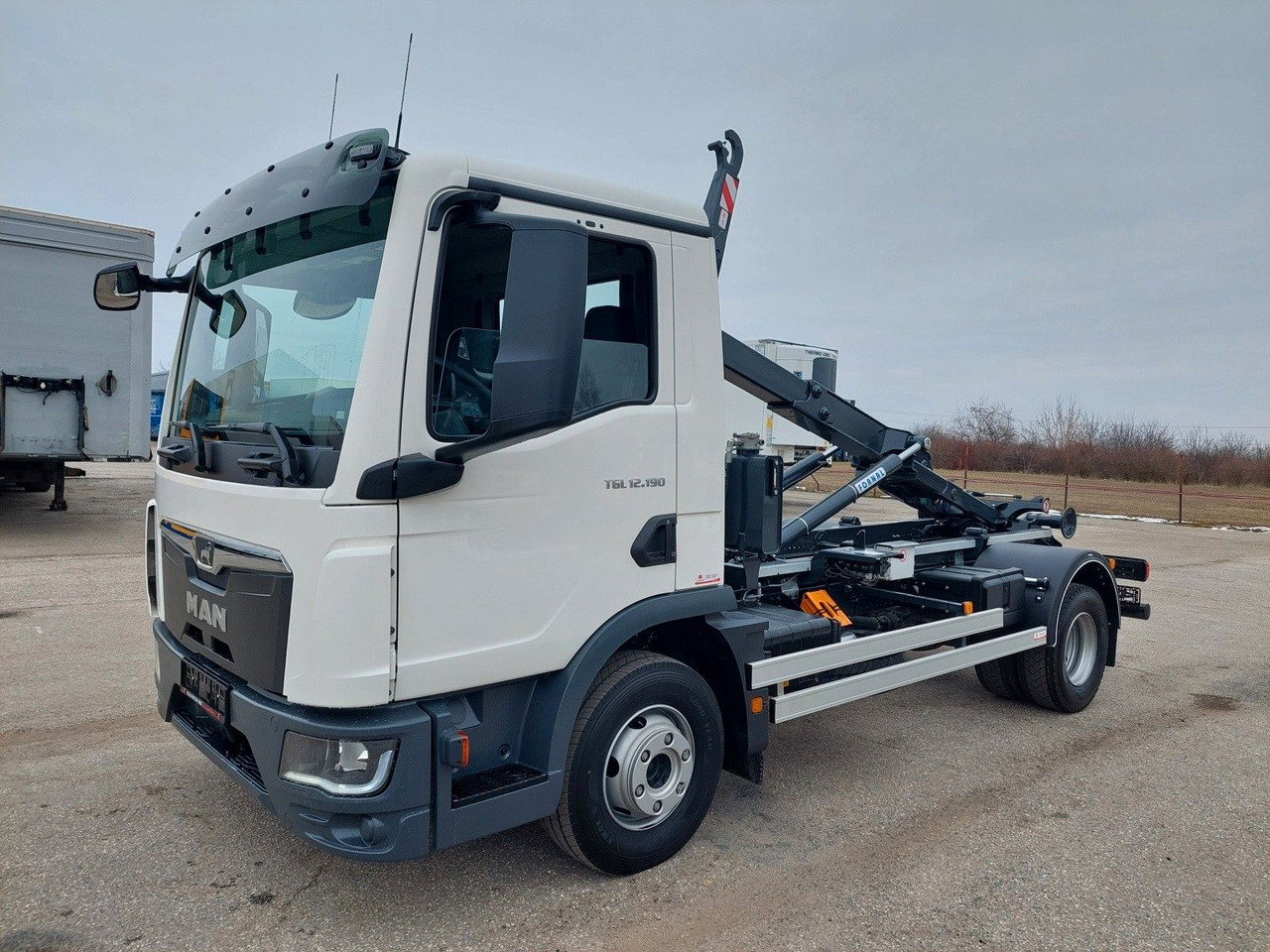 MAN TG3 TGL 12.190 BB 4x2 - משאית הרמת וו: תמונה 1 MAN TG3 TGL 12.190 BB 4x2 - משאית הרמת וו: תמונה 1