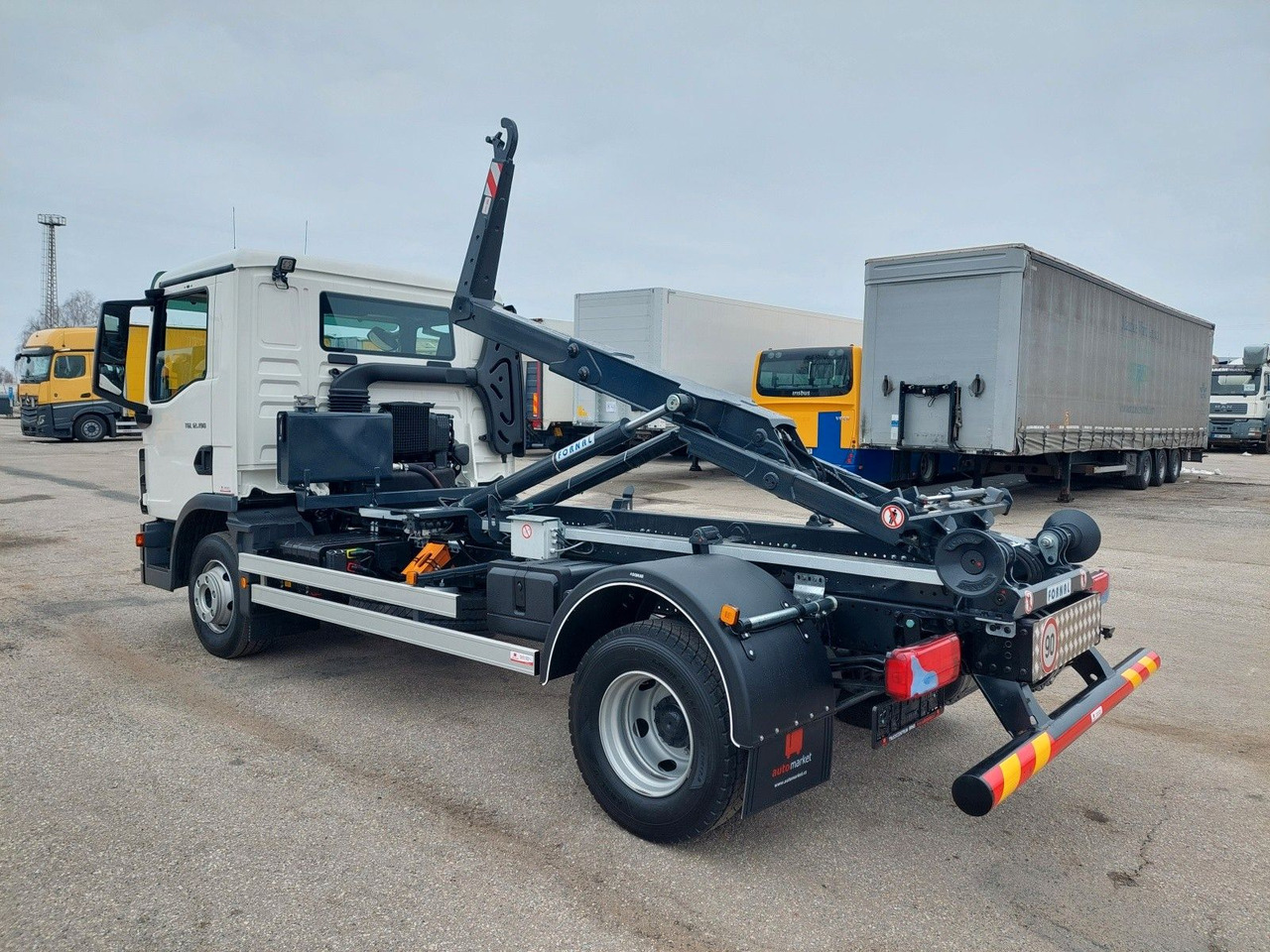 MAN TG3 TGL 12.190 BB 4x2 - משאית הרמת וו: תמונה 3 MAN TG3 TGL 12.190 BB 4x2 - משאית הרמת וו: תמונה 3