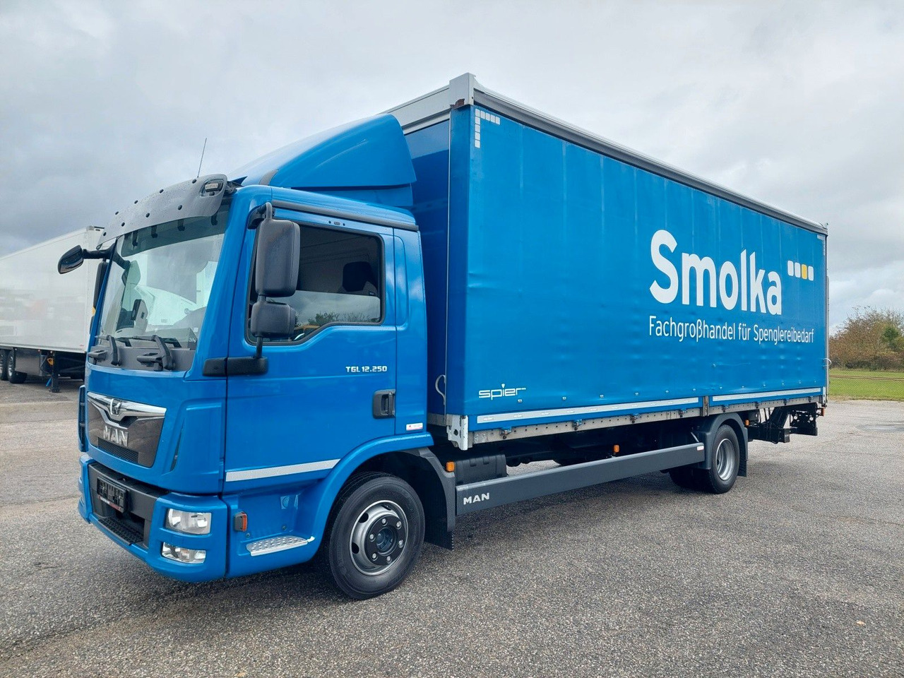 MAN TGL 12.250 BL 4x2 - משאית וילונות צד: תמונה 1 MAN TGL 12.250 BL 4x2 - משאית וילונות צד: תמונה 1