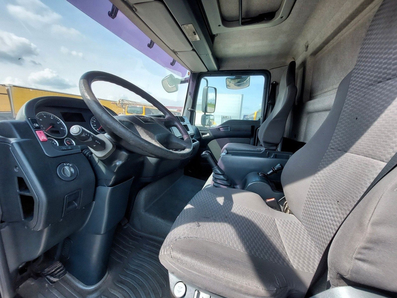 משאית וילונות צד MAN TGL 8.180 4X2 BL: תמונה 15
