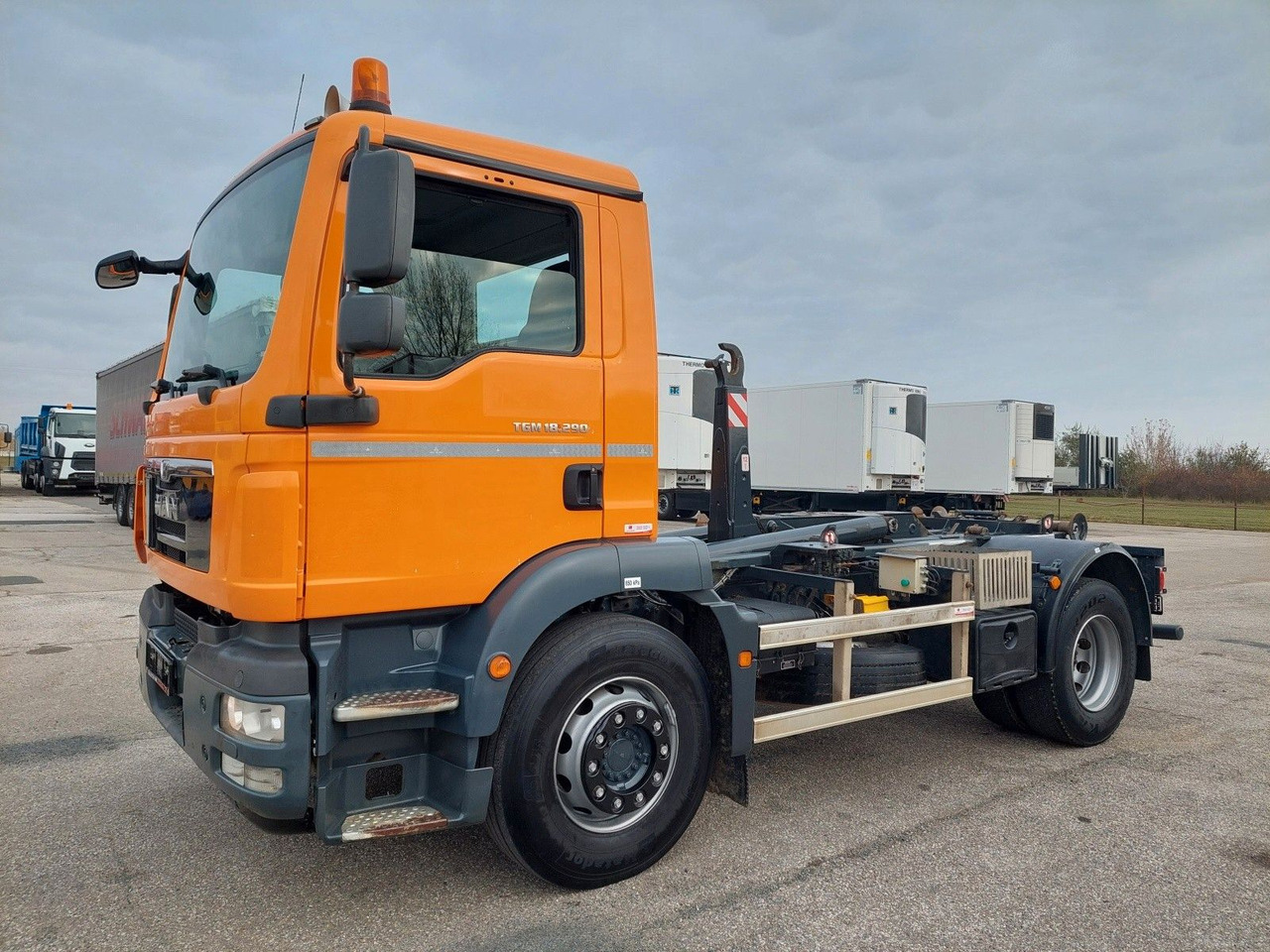 MAN TGM 18.290 4X2 BB - משאית הרמת וו: תמונה 5 MAN TGM 18.290 4X2 BB - משאית הרמת וו: תמונה 5