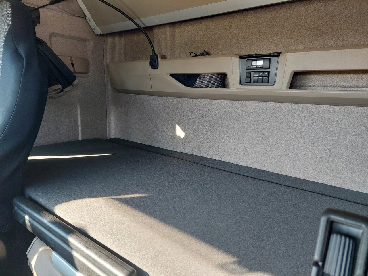 יחידת טרקטור MAN TGX 18.510 BLS 4x2 2-Kreis Hydraulik: תמונה 27 יחידת טרקטור MAN TGX 18.510 BLS 4x2 2-Kreis Hydraulik: תמונה 27