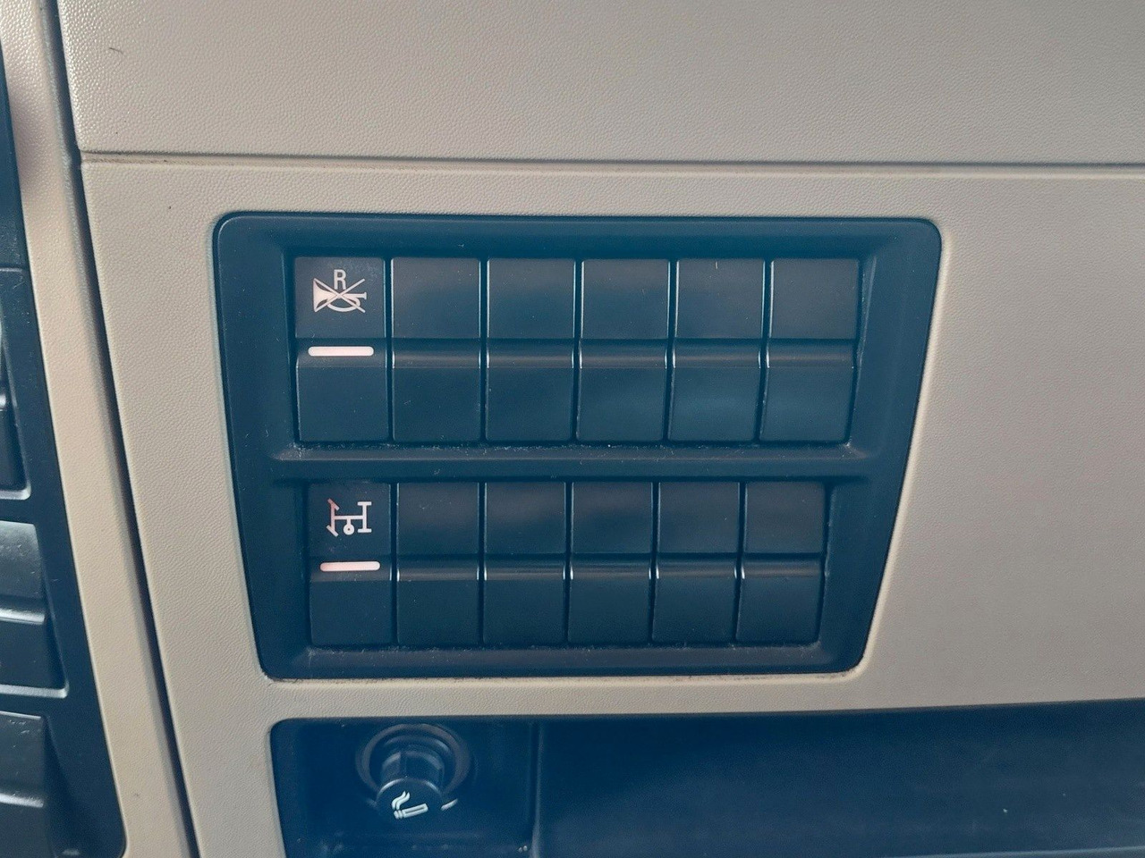 יחידת טרקטור MAN TGX 18.510 BLS 4x2 2-Kreis Hydraulik: תמונה 36 יחידת טרקטור MAN TGX 18.510 BLS 4x2 2-Kreis Hydraulik: תמונה 36