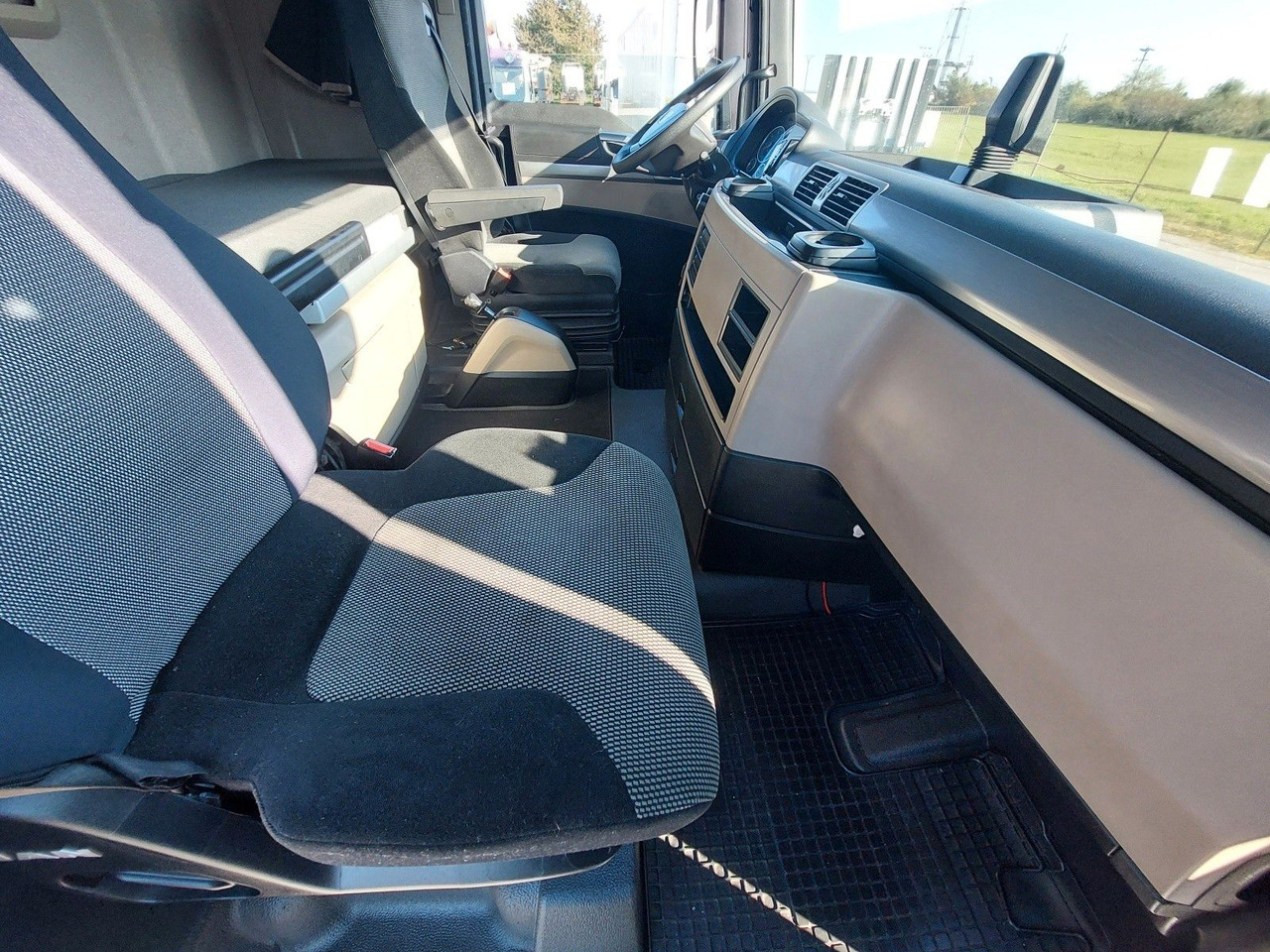 יחידת טרקטור MAN TGX 18.510 BLS 4x2 2-Kreis Hydraulik: תמונה 22 יחידת טרקטור MAN TGX 18.510 BLS 4x2 2-Kreis Hydraulik: תמונה 22