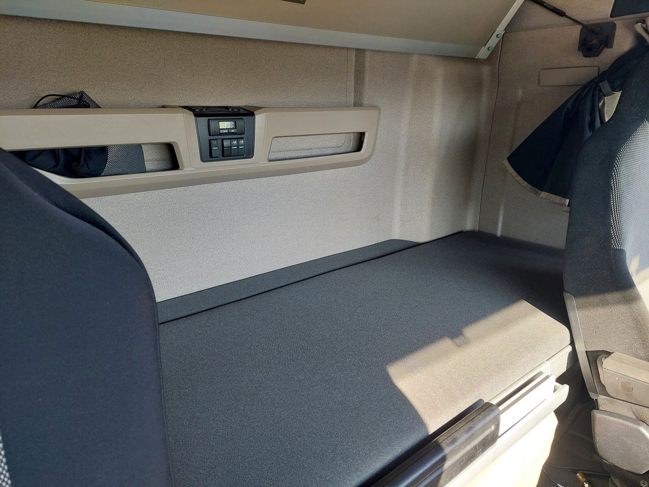 יחידת טרקטור MAN TGX 18.510 BLS 4x2 2-Kreis Hydraulik: תמונה 24 יחידת טרקטור MAN TGX 18.510 BLS 4x2 2-Kreis Hydraulik: תמונה 24