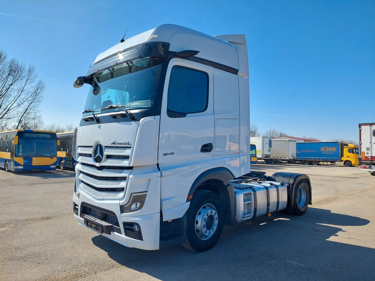 Mercedes-Benz Actros 5 1845 LS BigSpace 4x2 - יחידת טרקטור: תמונה 1 Mercedes-Benz Actros 5 1845 LS BigSpace 4x2 - יחידת טרקטור: תמונה 1