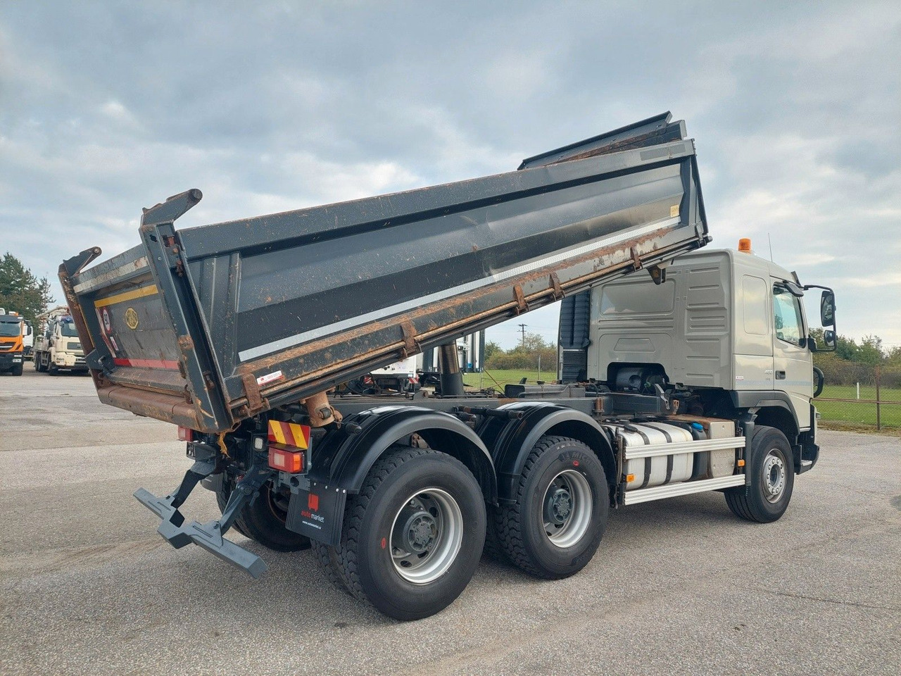 Volvo FMX 460 Meiller Bordmatik 6x4 - מזהיר: תמונה 4 Volvo FMX 460 Meiller Bordmatik 6x4 - מזהיר: תמונה 4