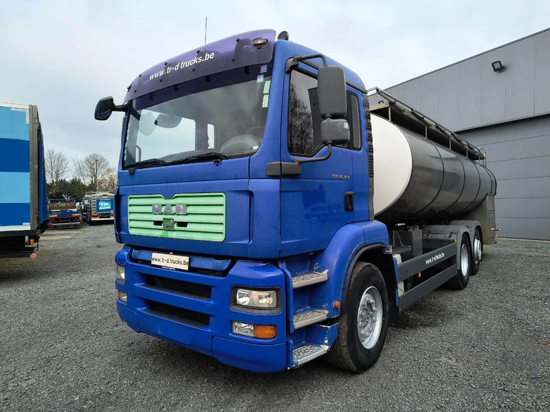 MAN TGA 26.360 INSULATED INOX TANK - 2 COMP - AIRCO - LIFT/STEERING AXLE - משאית מכל: תמונה 1 MAN TGA 26.360 INSULATED INOX TANK - 2 COMP - AIRCO - LIFT/STEERING AXLE - משאית מכל: תמונה 1