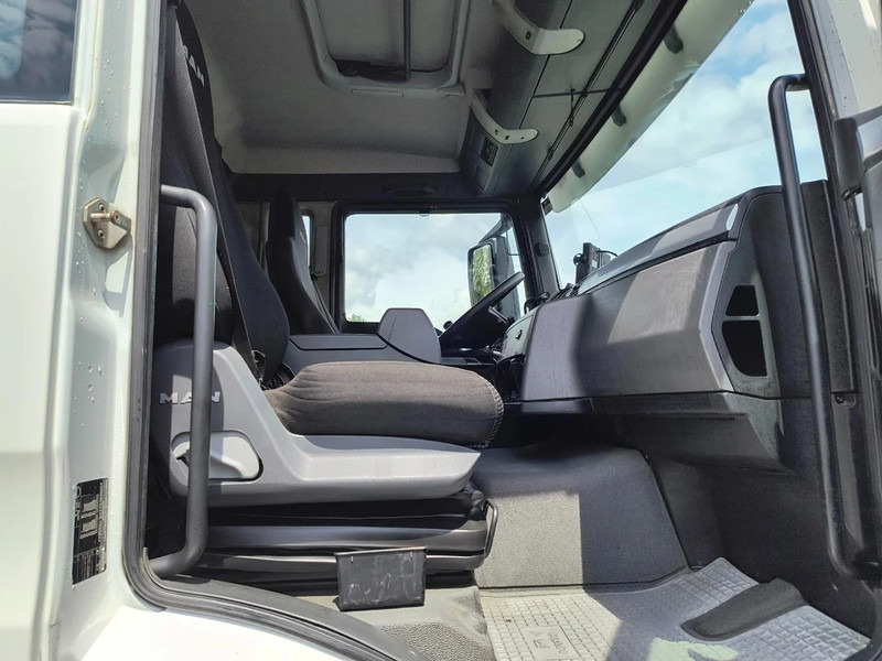 משאית מכל MAN TGS 33.400 ECOVRAC 8X4 - RETARDER: תמונה 12
