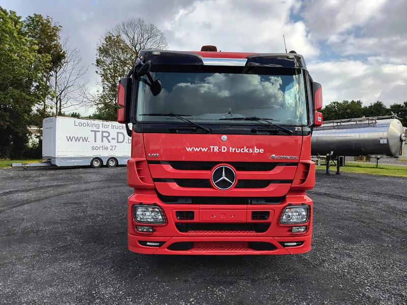 Mercedes-Benz Actros 3360 V8 - CHASSIS (NO CRANE) - 6X4 - משאית עם שלדת תא: תמונה 2 Mercedes-Benz Actros 3360 V8 - CHASSIS (NO CRANE) - 6X4 - משאית עם שלדת תא: תמונה 2