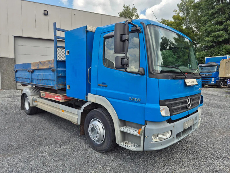 Mercedes-Benz Atego 1218 HOOK SYSTEM + CONTAINER INCLUDED (!) - משאית הרמת וו: תמונה 3 Mercedes-Benz Atego 1218 HOOK SYSTEM + CONTAINER INCLUDED (!) - משאית הרמת וו: תמונה 3