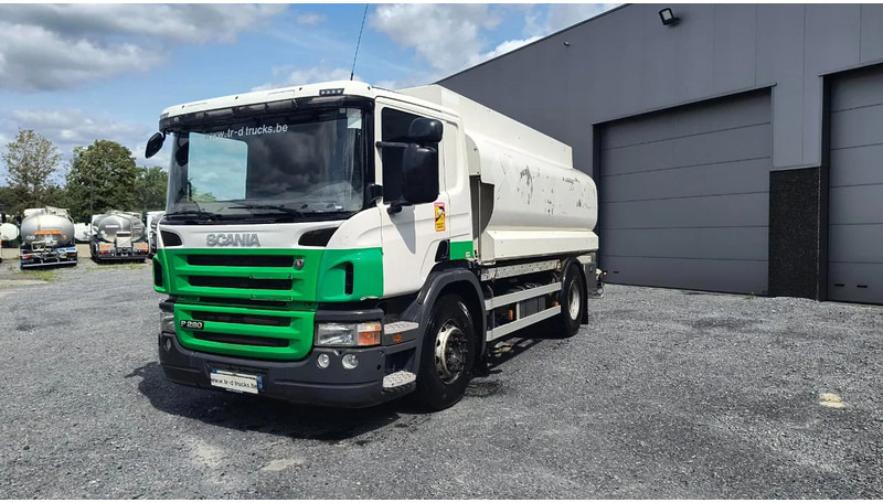 Scania P280 MANUAL GEARBOX- TANK 14000L- RETARDER - משאית מכל: תמונה 1 Scania P280 MANUAL GEARBOX- TANK 14000L- RETARDER - משאית מכל: תמונה 1