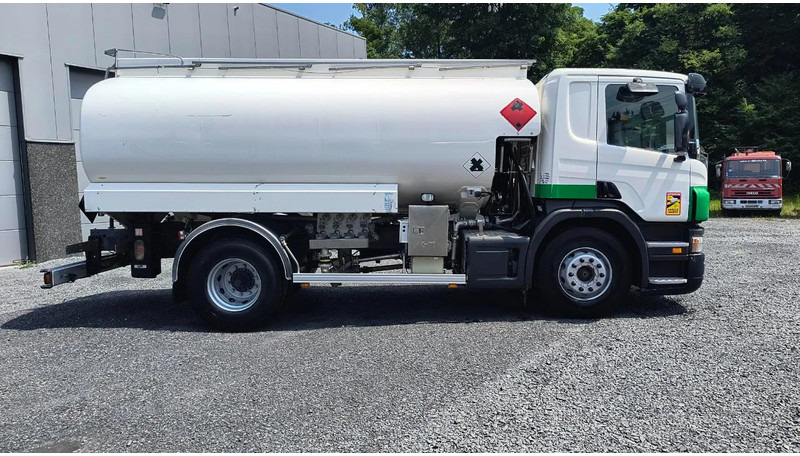 Scania P340 MAGYAR TANK - 14000L -RETARDER-SPRINGSUSPENSION - משאית מכל: תמונה 4 Scania P340 MAGYAR TANK - 14000L -RETARDER-SPRINGSUSPENSION - משאית מכל: תמונה 4