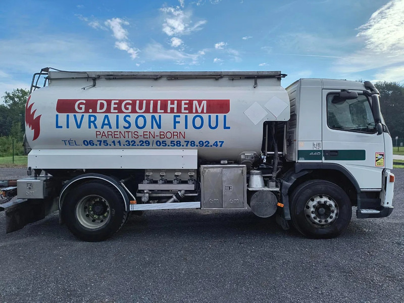 Volvo FM 440 13000L FUEL / CARBURANT - 4 COMP - משאית מכל: תמונה 4 Volvo FM 440 13000L FUEL / CARBURANT - 4 COMP - משאית מכל: תמונה 4