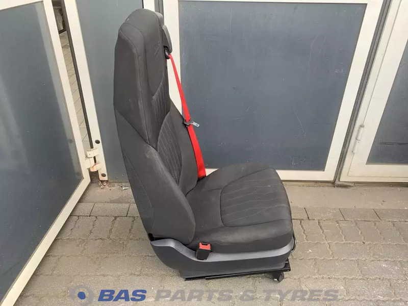 DAF CF Euro 6 Bijrijdersstoel DAF 2105730 - מושב עבור משאית: תמונה 4 DAF CF Euro 6 Bijrijdersstoel DAF 2105730 - מושב עבור משאית: תמונה 4