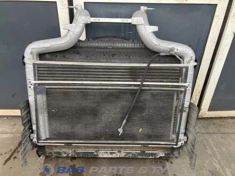 DAF CF Euro 6 - רדיאטור עבור משאית: תמונה 2 DAF CF Euro 6 - רדיאטור עבור משאית: תמונה 2