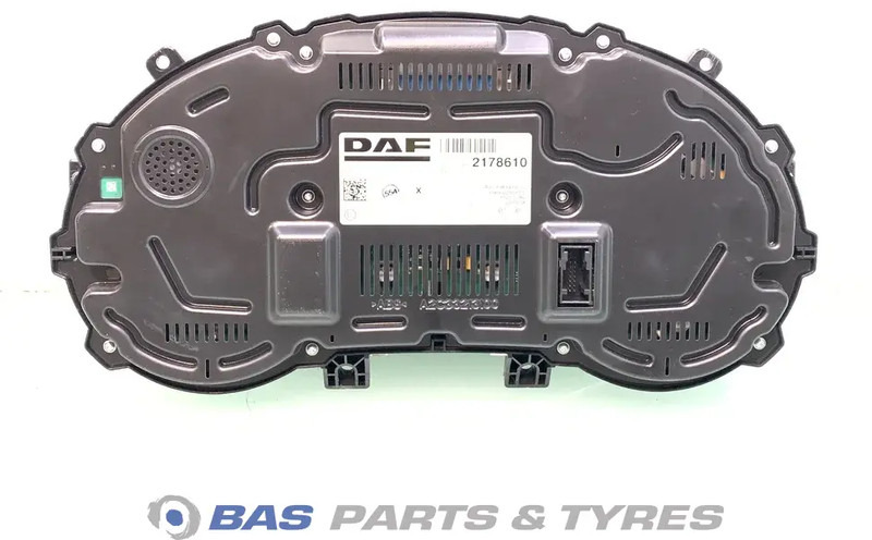 DAF CF Euro 6 - לוח מחוונים עבור משאית: תמונה 2 DAF CF Euro 6 - לוח מחוונים עבור משאית: תמונה 2