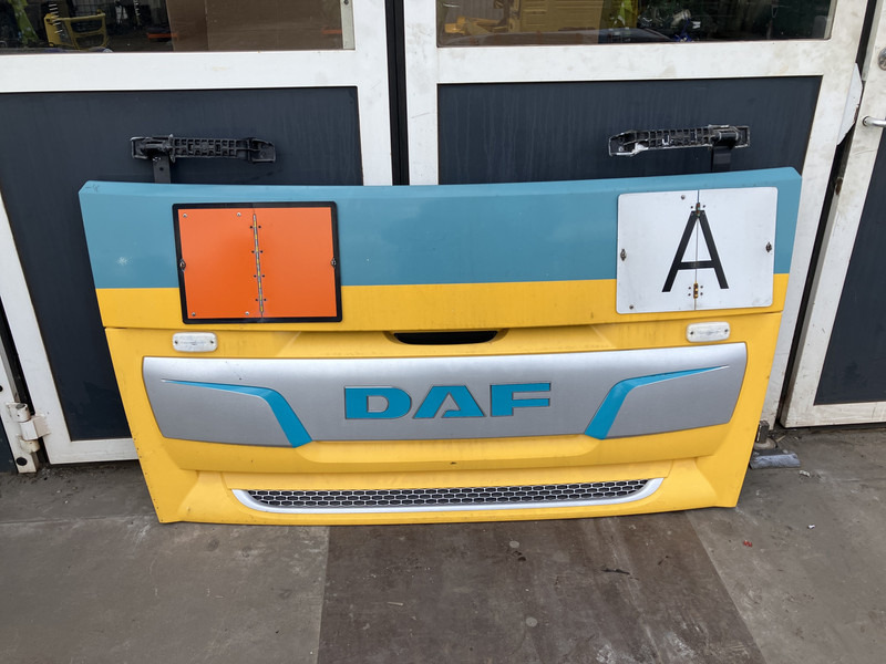 DAF XF106 - גריל עבור משאית: תמונה 2 DAF XF106 - גריל עבור משאית: תמונה 2