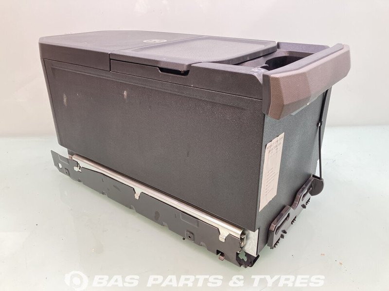 DAF XG - חלקי חילוף עבור משאית: תמונה 2 DAF XG - חלקי חילוף עבור משאית: תמונה 2