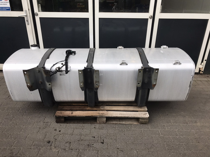DAF - מכל דלק עבור משאית: תמונה 3 DAF - מכל דלק עבור משאית: תמונה 3