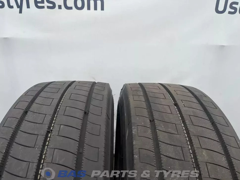 Firestone Firestone 315/70R22.5 FS424 EVO 156/150 M+S 3PMSF gebruikte set - צמיג עבור משאית: תמונה 2 Firestone Firestone 315/70R22.5 FS424 EVO 156/150 M+S 3PMSF gebruikte set - צמיג עבור משאית: תמונה 2
