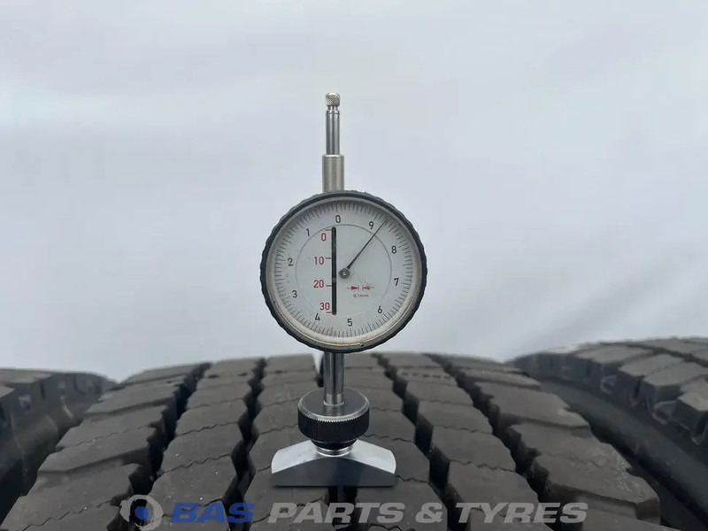 Goodyear Goodyear 315/70R22.5 RETREAD (cover) 152/148 M M+S 3PMSF gebruikte set - צמיג עבור משאית: תמונה 3 Goodyear Goodyear 315/70R22.5 RETREAD (cover) 152/148 M M+S 3PMSF gebruikte set - צמיג עבור משאית: תמונה 3