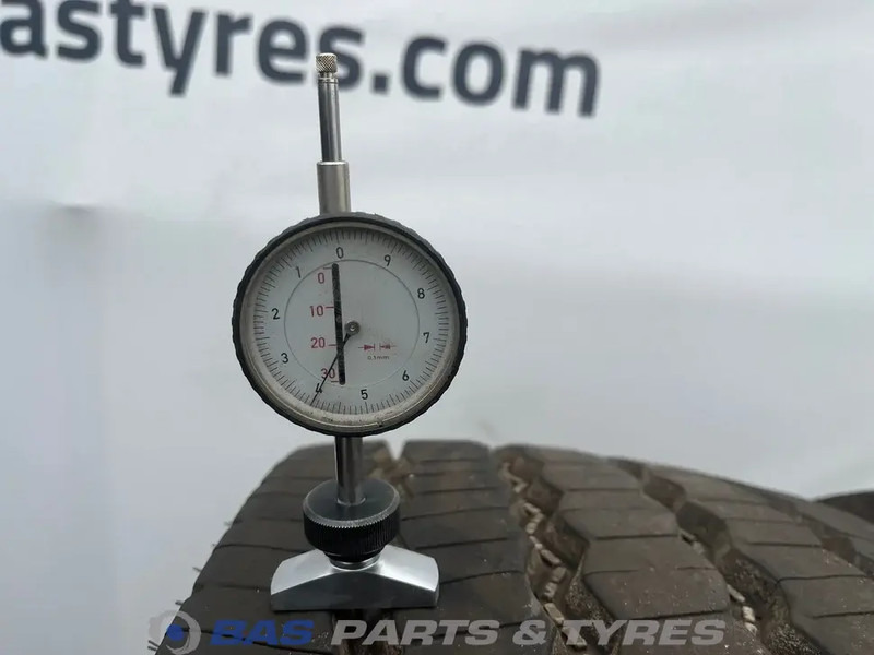 Goodyear Goodyear 385/65R22.5 OMNITRAC S 164 K M+S 3PMSF gebruikte set - צמיג עבור משאית: תמונה 3 Goodyear Goodyear 385/65R22.5 OMNITRAC S 164 K M+S 3PMSF gebruikte set - צמיג עבור משאית: תמונה 3