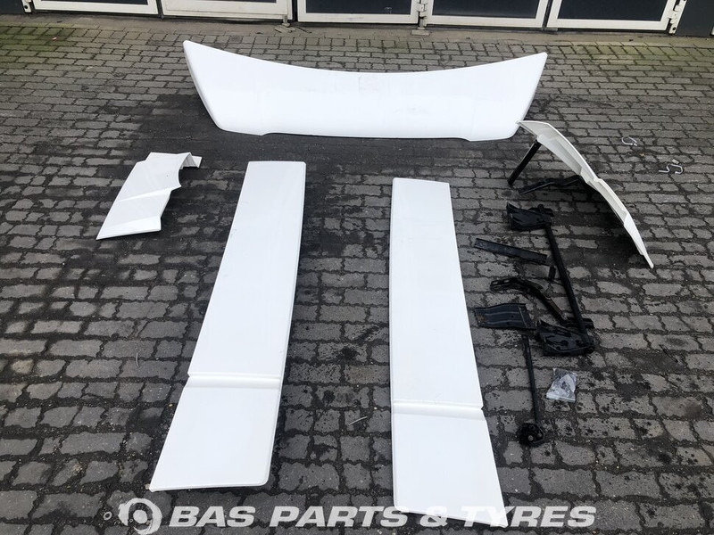 Mercedes-Benz Actros MP4 Spoilerset Mercedes StreamSpace L-cab L2H2 A 960 790 01 44 - אווירודינמיקה/ ספוילר עבור משאית: תמונה 1 Mercedes-Benz Actros MP4 Spoilerset Mercedes StreamSpace L-cab L2H2 A 960 790 01 44 - אווירודינמיקה/ ספוילר עבור משאית: תמונה 1