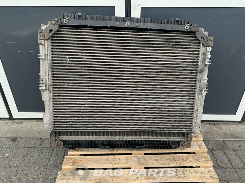 Mercedes-Benz Actros MP4 - רדיאטור עבור משאית: תמונה 1 Mercedes-Benz Actros MP4 - רדיאטור עבור משאית: תמונה 1