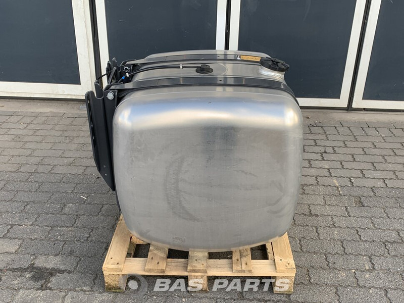 Mercedes-Benz Brandstoftank Mercedes 360 Liter A 960 470 51 04 - מכל דלק עבור משאית: תמונה 4 Mercedes-Benz Brandstoftank Mercedes 360 Liter A 960 470 51 04 - מכל דלק עבור משאית: תמונה 4