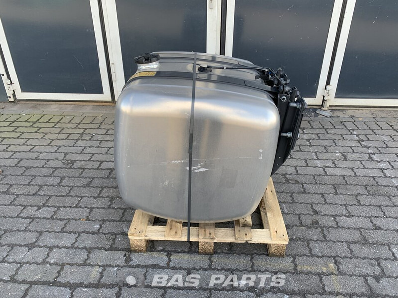 Mercedes-Benz Brandstoftank Mercedes 360 Liter A 960 470 51 04 - מכל דלק עבור משאית: תמונה 2 Mercedes-Benz Brandstoftank Mercedes 360 Liter A 960 470 51 04 - מכל דלק עבור משאית: תמונה 2