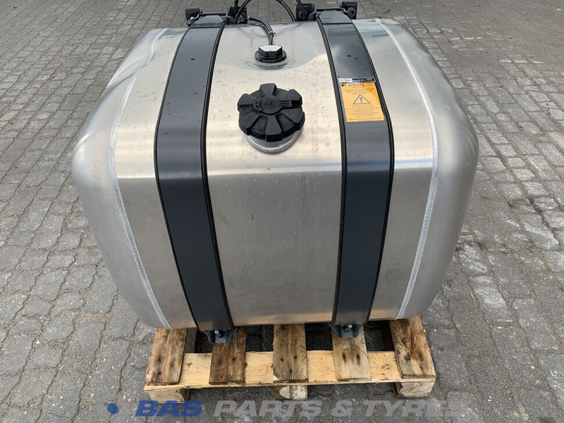 Mercedes-Benz Brandstoftank Mercedes 360 Liter A 960 470 51 04 - מכל דלק עבור משאית: תמונה 1 Mercedes-Benz Brandstoftank Mercedes 360 Liter A 960 470 51 04 - מכל דלק עבור משאית: תמונה 1