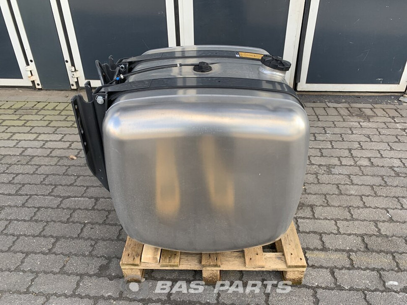 Mercedes-Benz Brandstoftank Mercedes 360 Liter A 960 470 51 04 - מכל דלק עבור משאית: תמונה 4 Mercedes-Benz Brandstoftank Mercedes 360 Liter A 960 470 51 04 - מכל דלק עבור משאית: תמונה 4