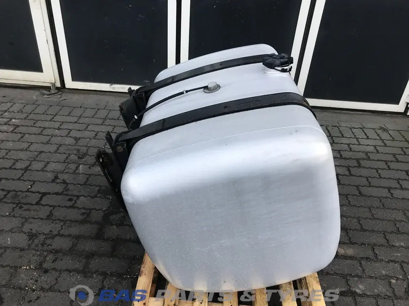 Mercedes-Benz Brandstoftank Mercedes 480 Liter A 960 470 43 03 - מכל דלק עבור משאית: תמונה 4 Mercedes-Benz Brandstoftank Mercedes 480 Liter A 960 470 43 03 - מכל דלק עבור משאית: תמונה 4