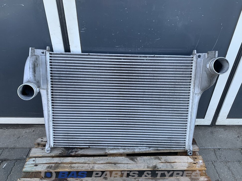 Mercedes-Benz Intercooler Mercedes A 961 500 04 02 - מקרר פנימי עבור משאית: תמונה 1 Mercedes-Benz Intercooler Mercedes A 961 500 04 02 - מקרר פנימי עבור משאית: תמונה 1