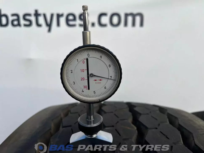 Michelin - צמיג עבור משאית: תמונה 3 Michelin - צמיג עבור משאית: תמונה 3